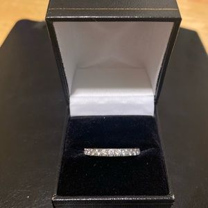 Women’s “diamond” studded ring size 11